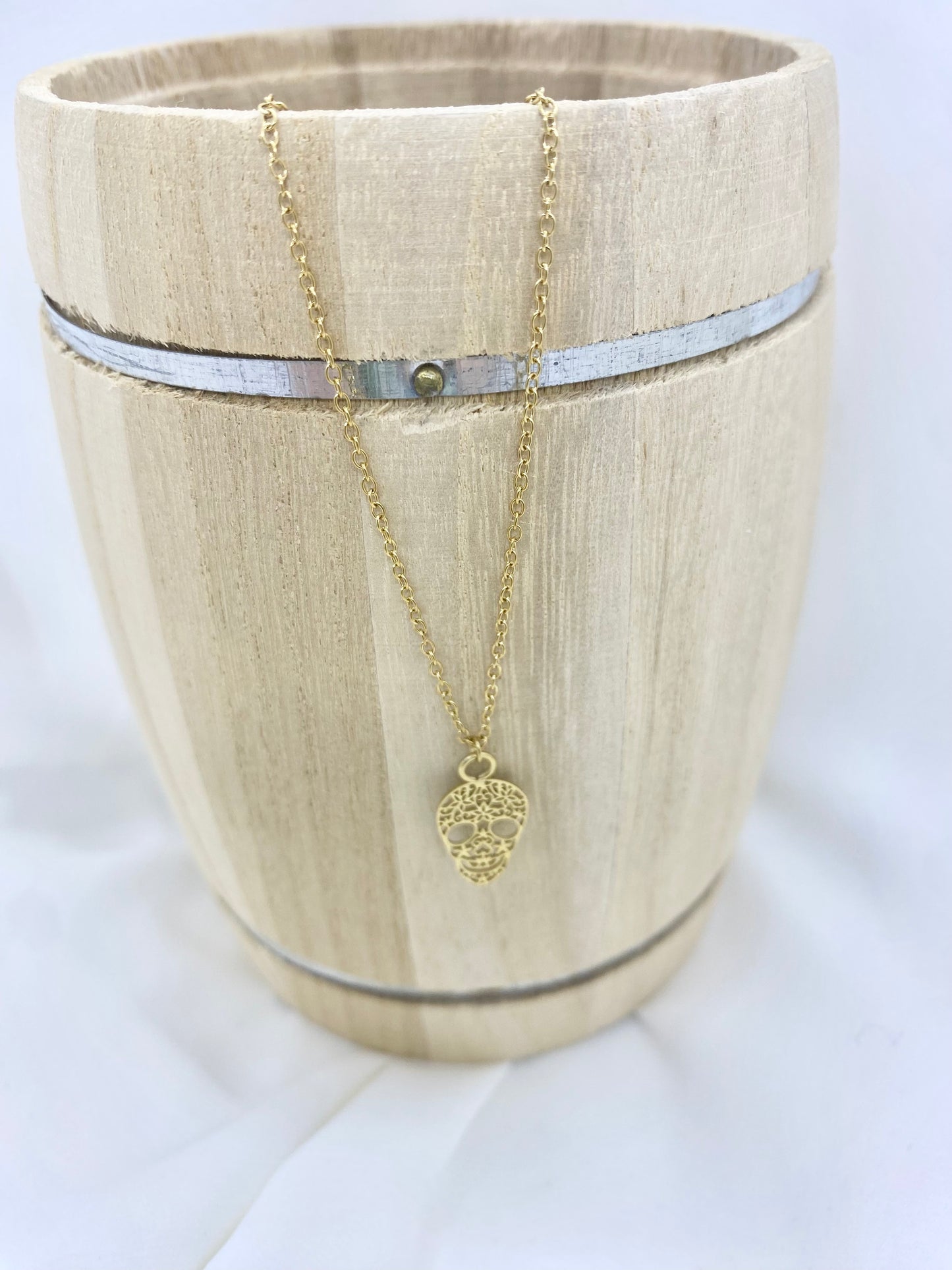 Collier tête de mort MOTÉ
