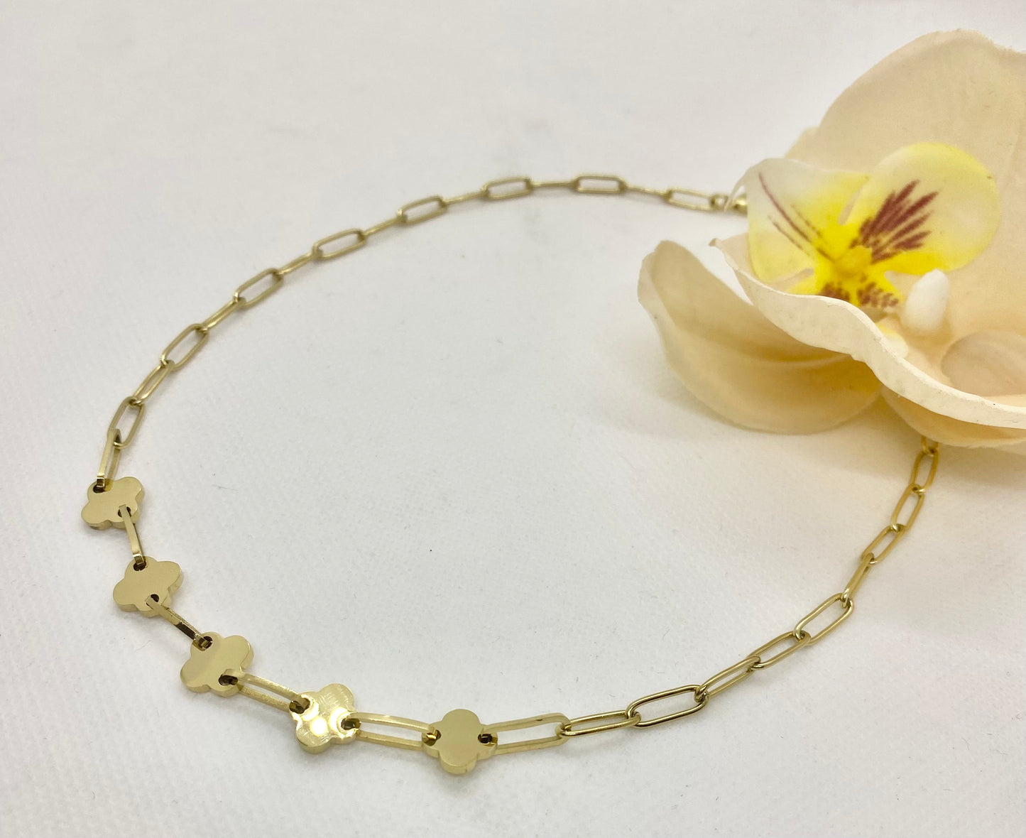 Collier trèfle doré CALI