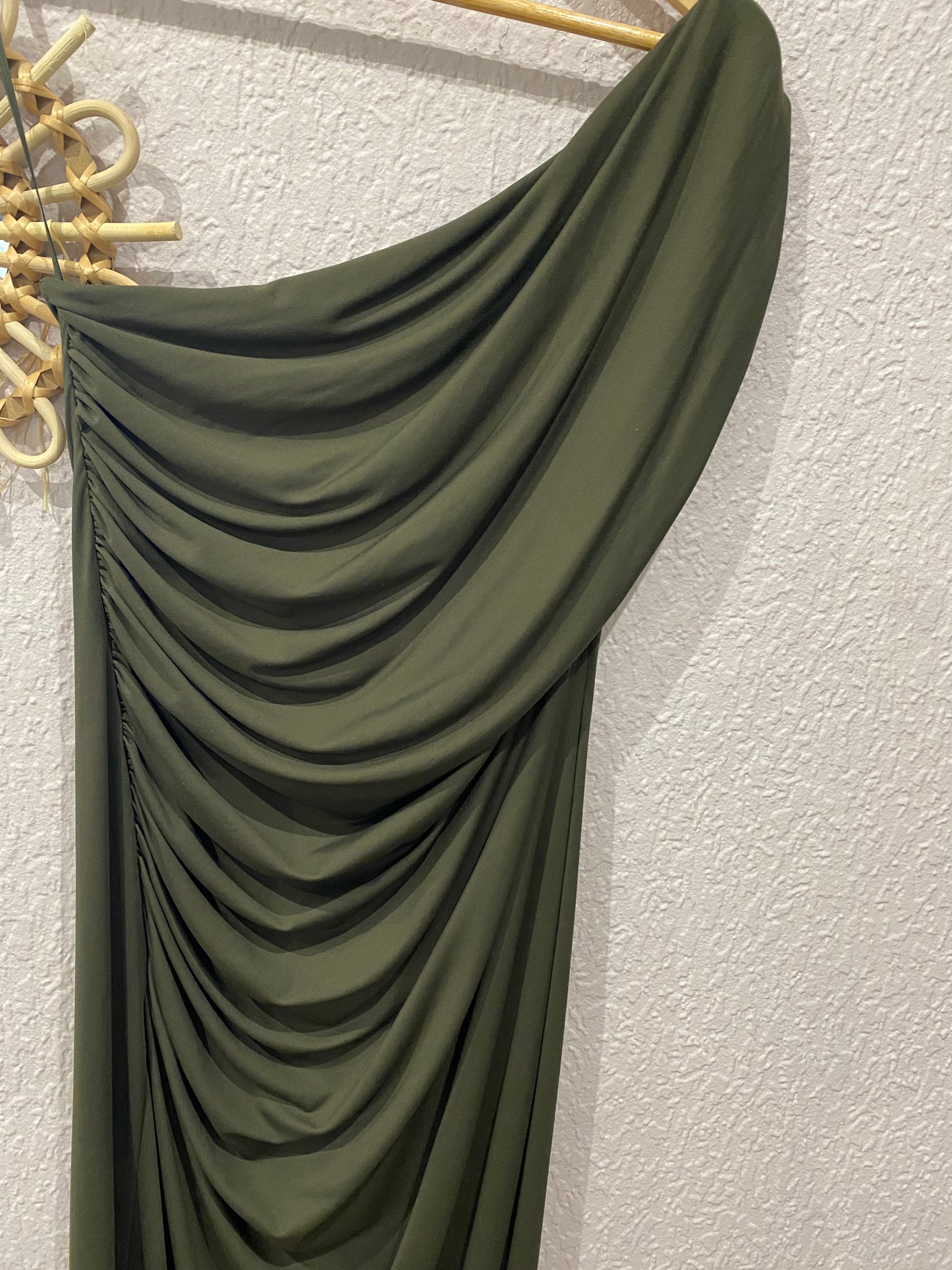 ROBE longue asymétrique drapée