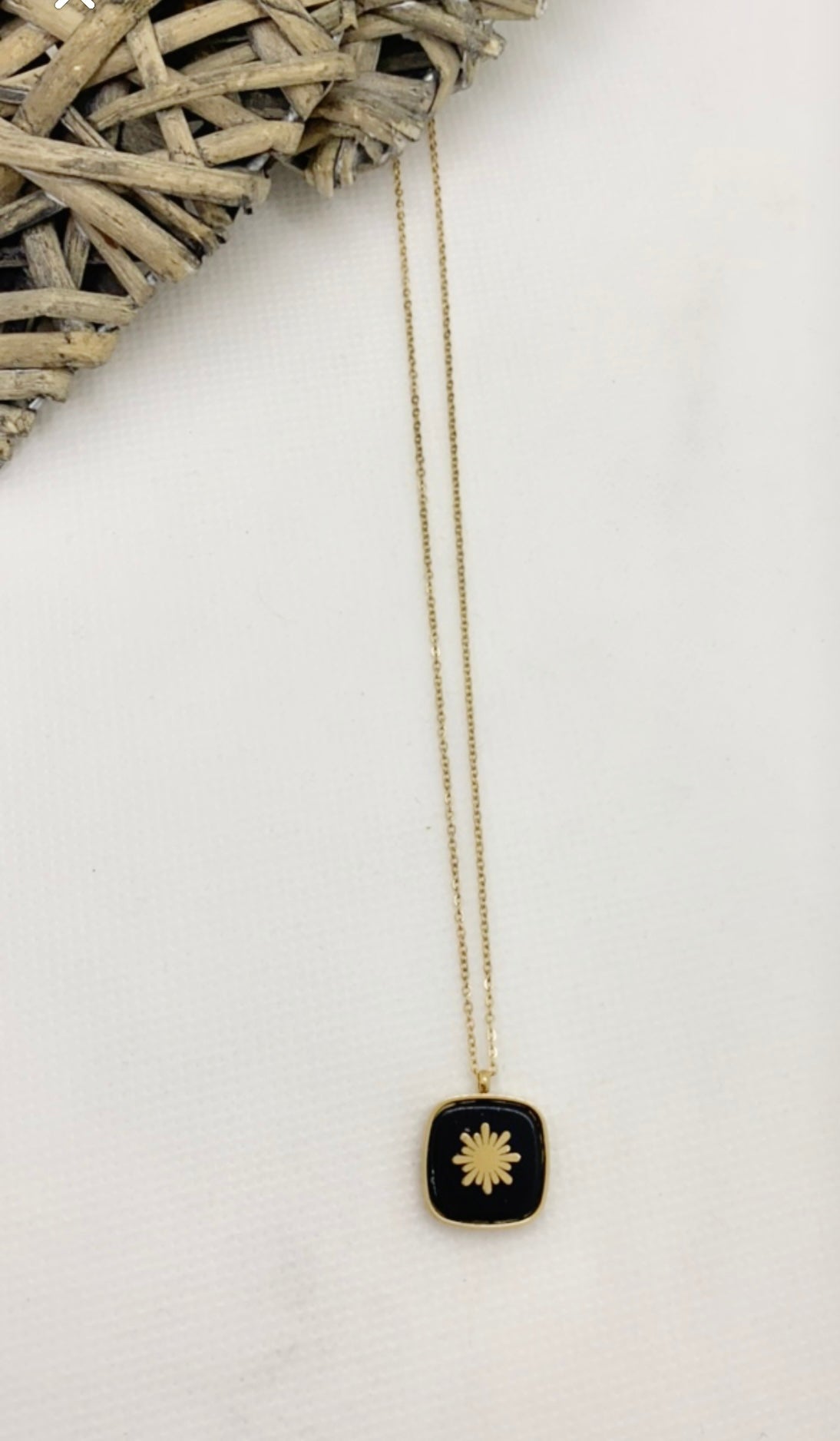 Collier doré MOLI