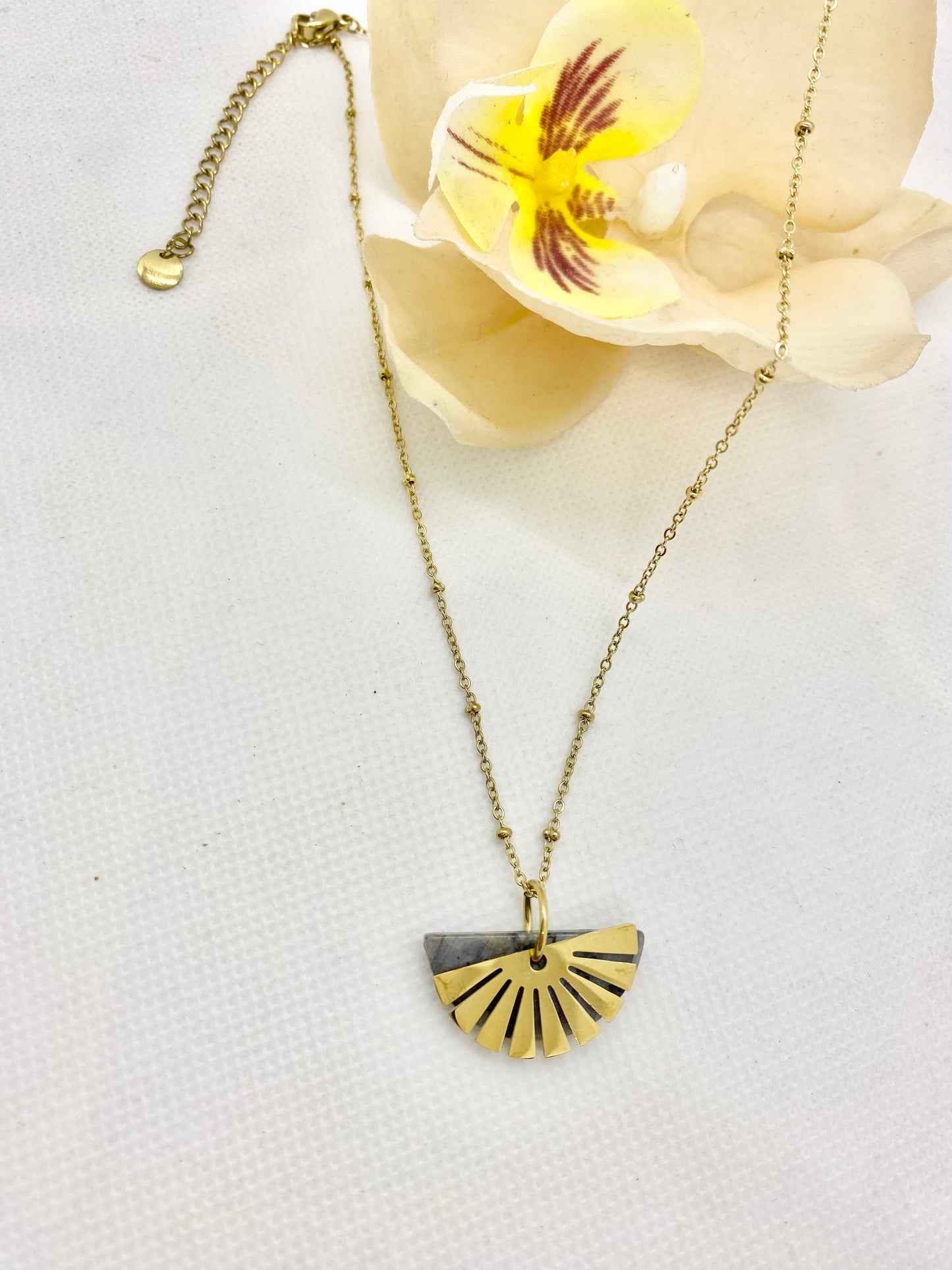 Collier pierre LILA