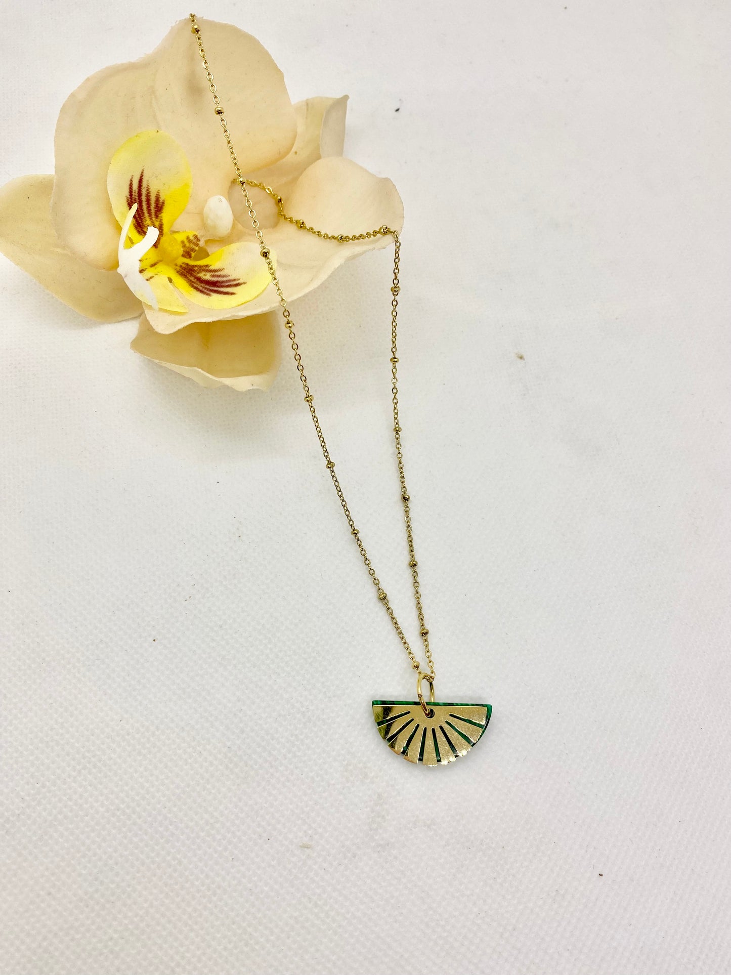 Collier pierre LILA